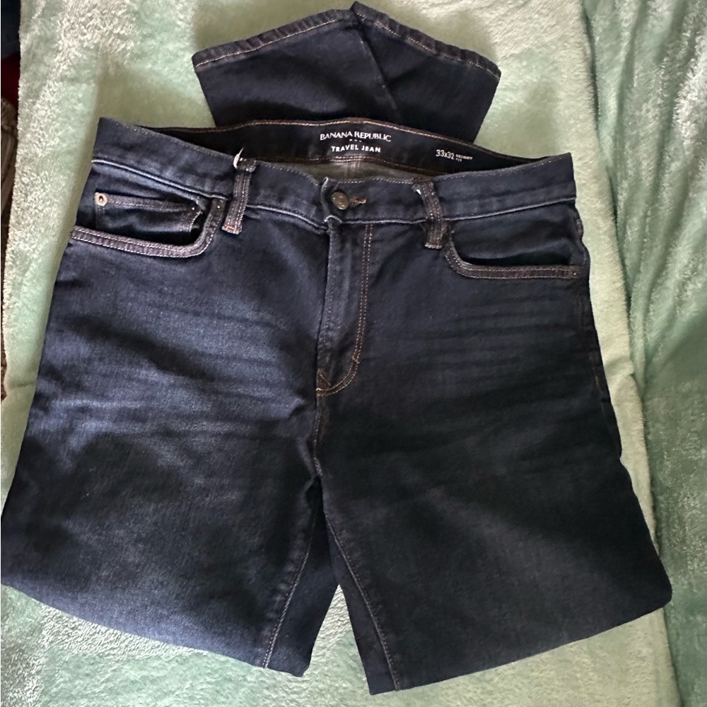 Banana Republic Men's Dark Blue Jeans
T1